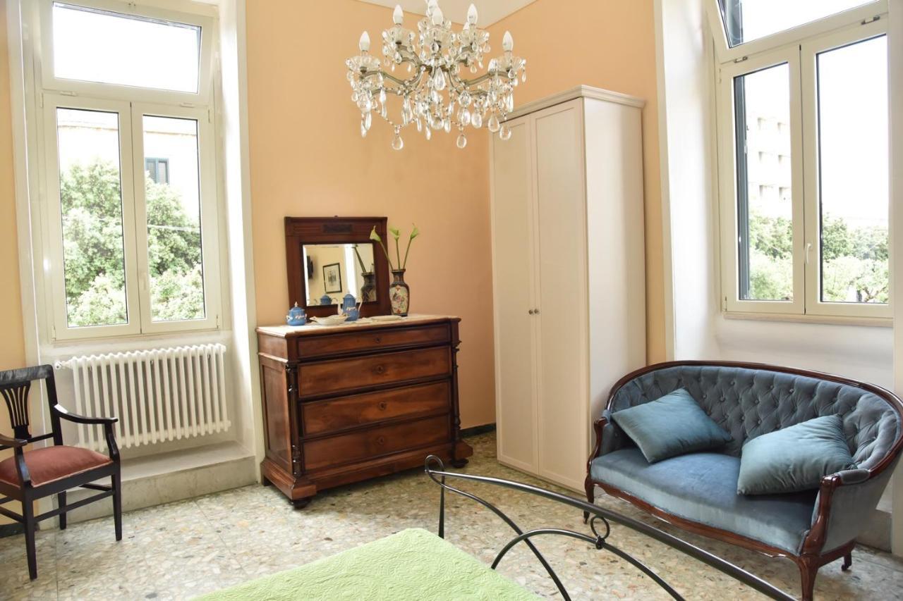 Rosaria Suite & Rooms 莱切 外观 照片